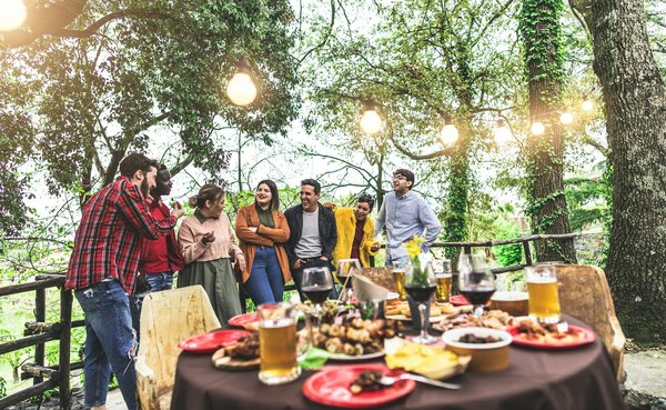 Dîner spectacle à paris : magie et musique au tlmp